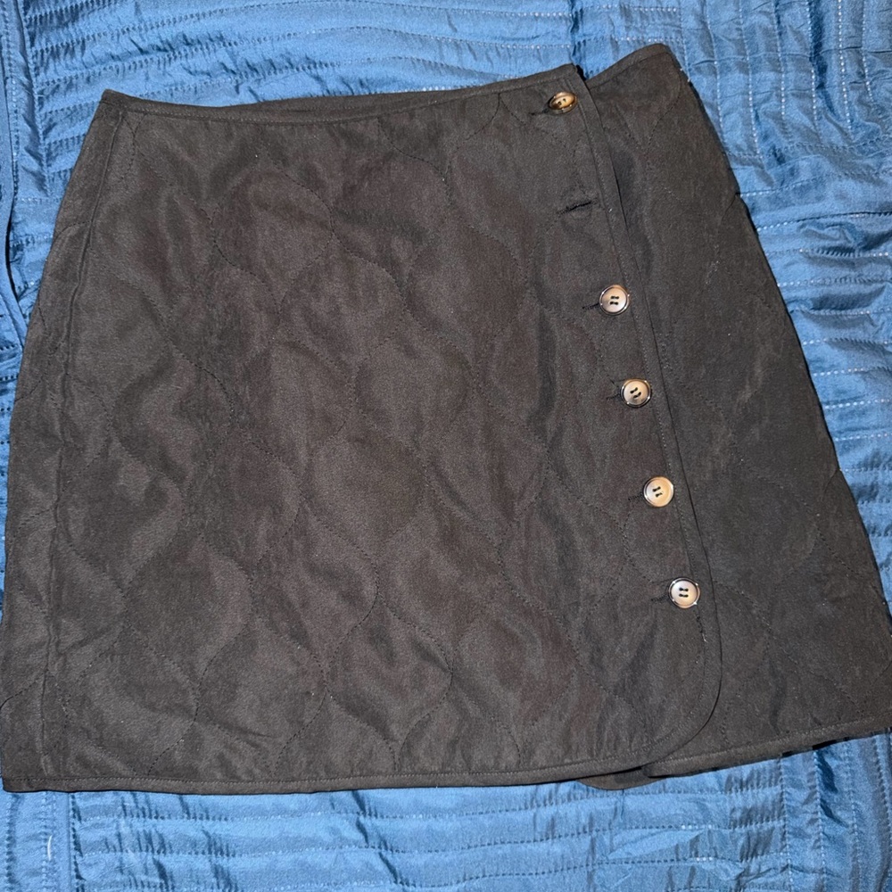 HYFVE Black Quilted Button-Up Mini Skirt